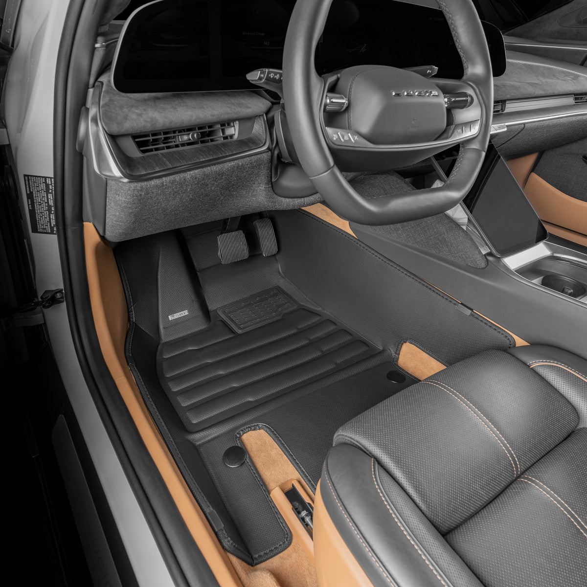 Lucid Air Grand Touring/Sapphire