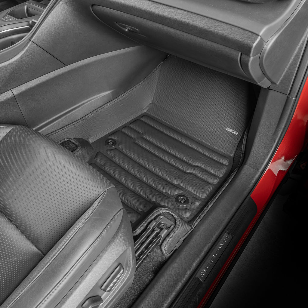 Toyota Crown Hybrid AWD